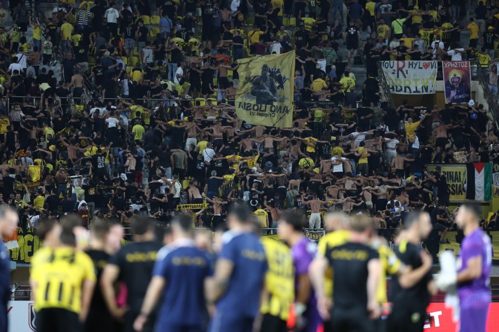 Πέταξε στα σκουπίδια έναν τίτλο η ΑΕΚ…